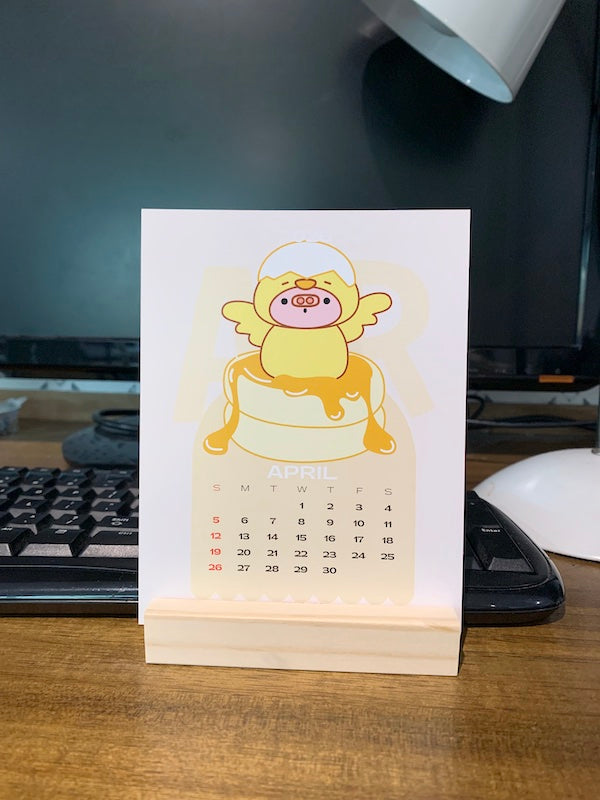 2026 Giddy Piggies Monthly Desk Calendar